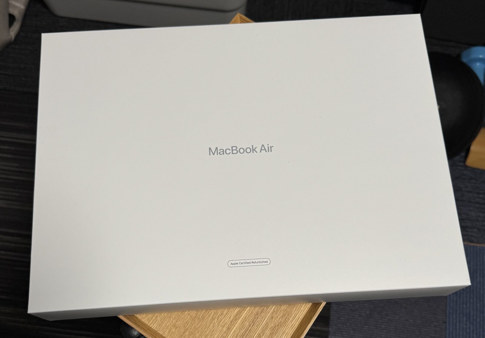 MacBook Air 15インチの化粧箱