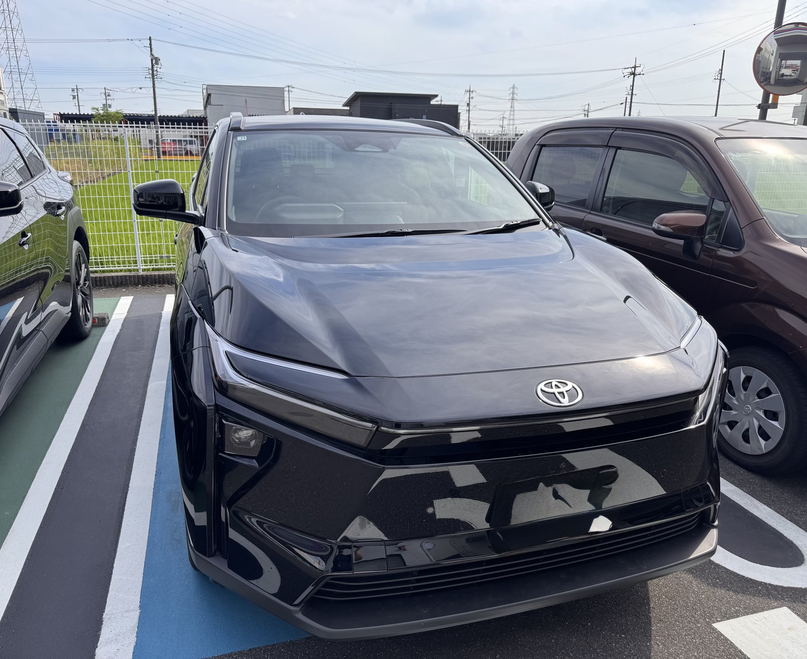 今回試乗したトヨタ bZ4X Z。ボディカラーはアティチュードブラックマイカ。