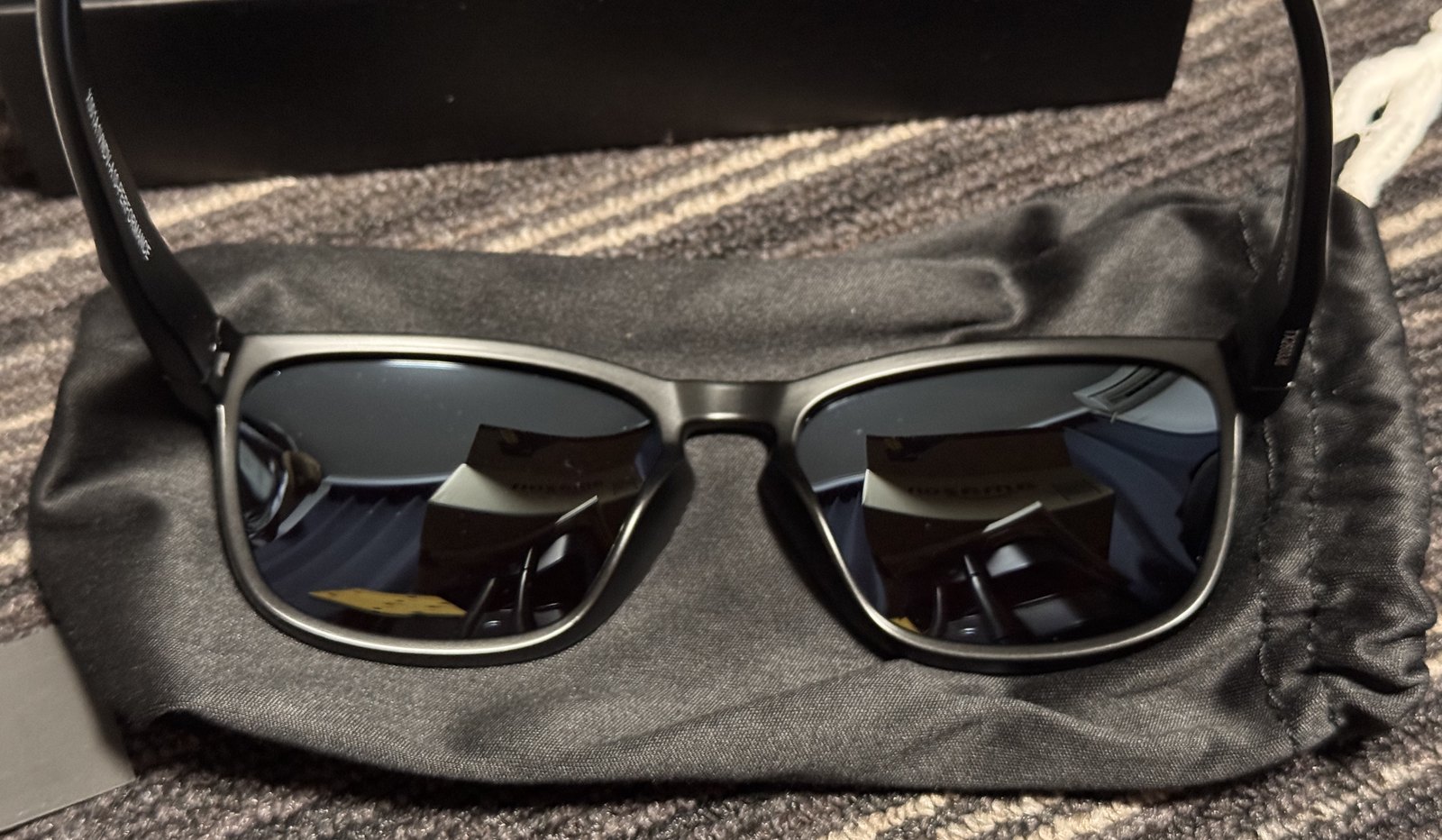 TORINOX ARQ PERFORMANCE BLACK/BLUEを正面から見たところ